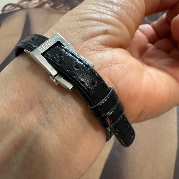 Authentic Fendi Silver Rectangular Watch with Black Leather Strap - Picture 6 of 7